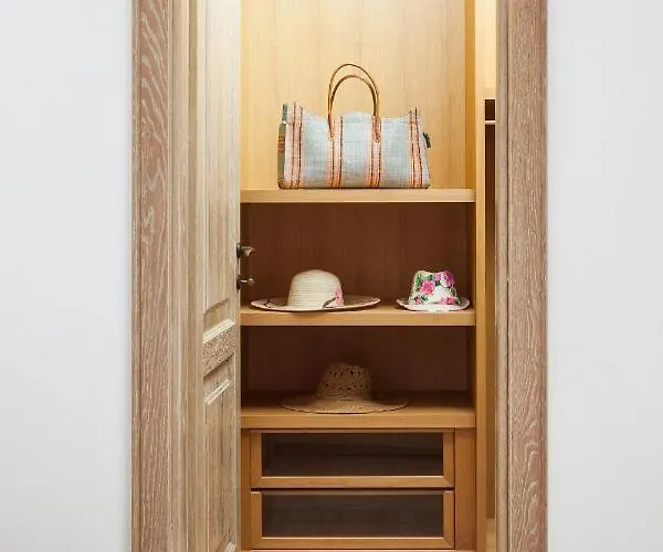 Excellent Mykonos Apollo 3 Bedrooms Stunning Sea Views * Psarrou